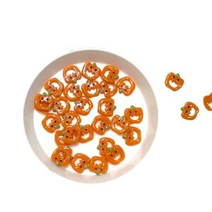 🎃🆕 Halloween Tiny Pumpkin Flat Back Nail Charms